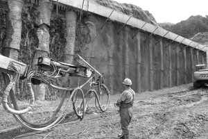 Армирование оснований под площадки, склады и стоянки тяжёлой техники